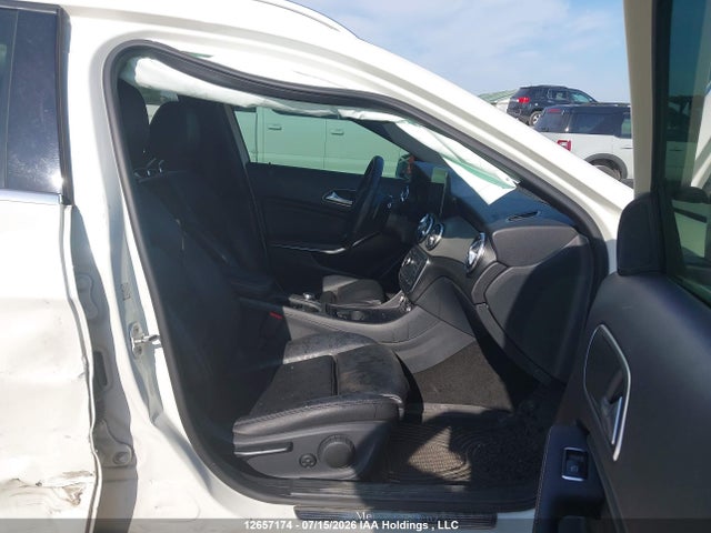 Mercedes-Benz GLA-Class 2017 WDCTG4GB3HJ294923 Image 5