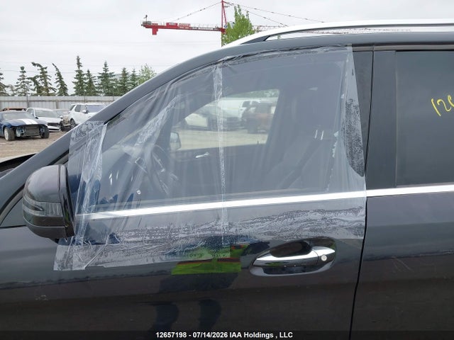Продажа на аукционе авто 2014 Mercedes-benz Ml 550 4matic, vin: 4JGDA7DB5EA386267, номер лота: 12657198