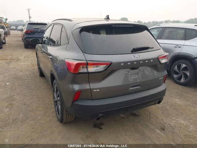 Ford ESCAPE SE 2022 1FMCU9G65NUB75551 Image 3
