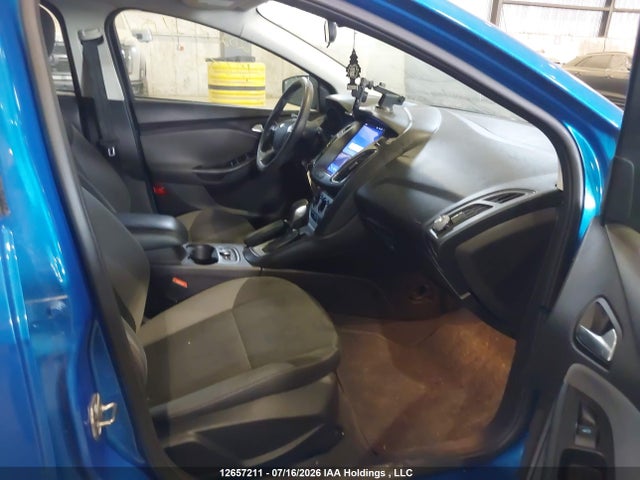 Ford FOCUS SE 2014 1FADP3K26EL289653 Image 5