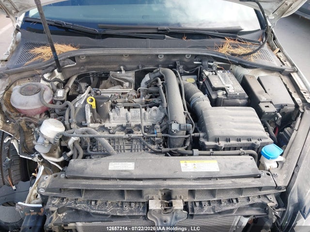 3VWG57AU9MM014523 Volkswagen Golf