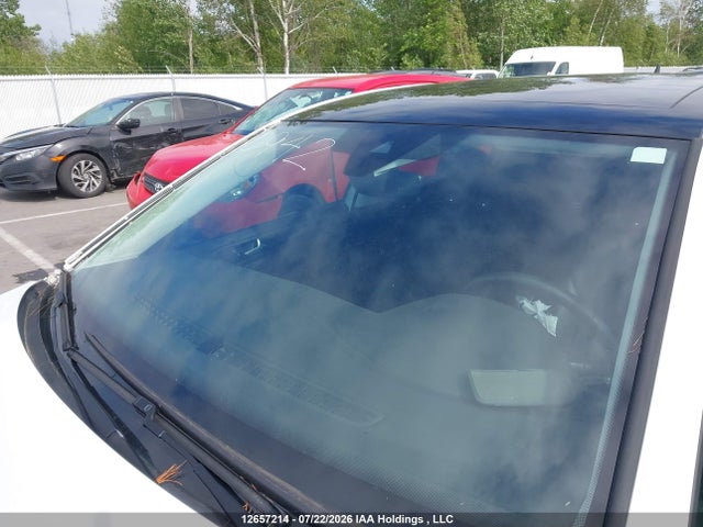 3VWG57AU9MM014523 Volkswagen Golf