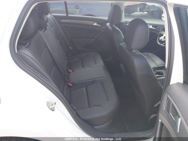 3VWG57AU9MM014523 Volkswagen Golf