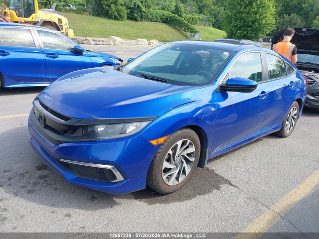 Honda CIVIC EX 2019 2HGFC2F74KH027509 Image 2