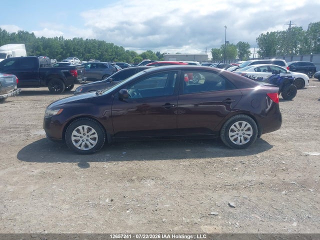 2011 Kia Forte 2.0l Lx მანქანა იყიდება აუქციონზე, vin: KNAFT4A29B5415054, აუქციონის ნომერი: 12657241