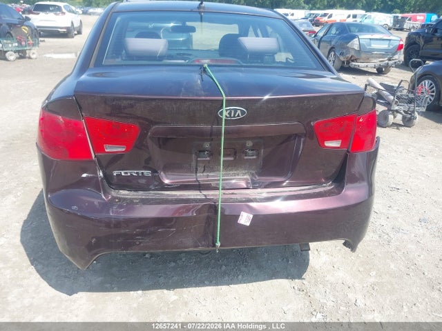 2011 Kia Forte 2.0l Lx მანქანა იყიდება აუქციონზე, vin: KNAFT4A29B5415054, აუქციონის ნომერი: 12657241