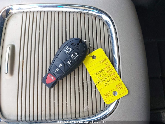 2014 Chrysler Town & Country Touring მანქანა იყიდება აუქციონზე, vin: 2C4RC1BG6ER117125, აუქციონის ნომერი: 12657248