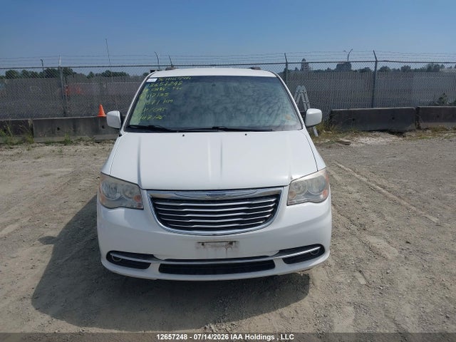 2014 Chrysler Town & Country Touring მანქანა იყიდება აუქციონზე, vin: 2C4RC1BG6ER117125, აუქციონის ნომერი: 12657248