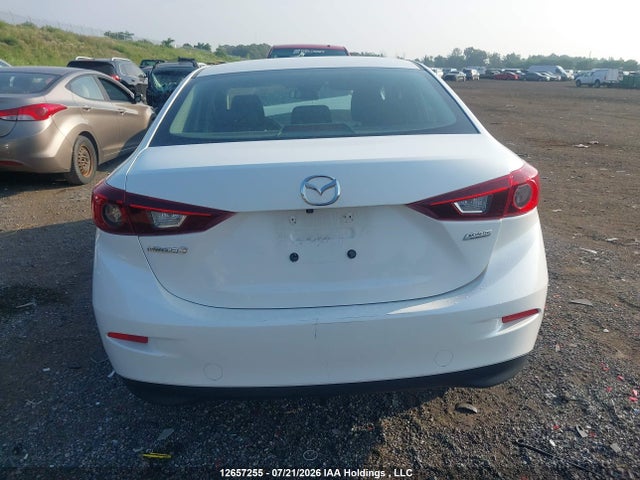 2018 Mazda Mazda3 50th Anniversary Edition/gs/se მანქანა იყიდება აუქციონზე, vin: 3MZBN1V79JM243582, აუქციონის ნომერი: 12657255
