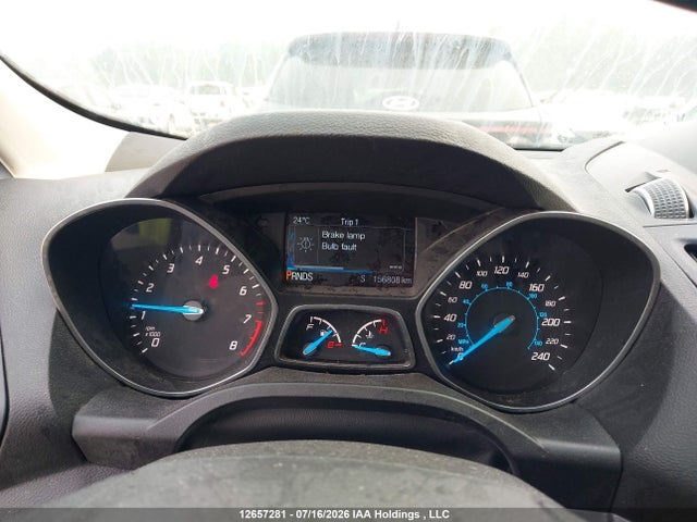 2015 Ford Escape Se მანქანა იყიდება აუქციონზე, vin: 1FMCU0GXXFUB53017, აუქციონის ნომერი: 12657281