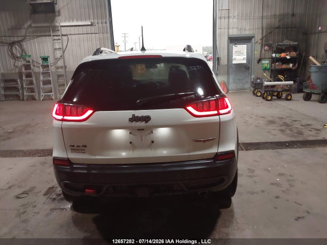 2019 Jeep Cherokee Trailhawk მანქანა იყიდება აუქციონზე, vin: 1C4PJMBN3KD214309, აუქციონის ნომერი: 12657282