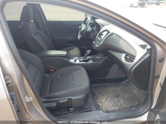1G1ZG5ST3NF194429 Chevrolet MALIBU RS