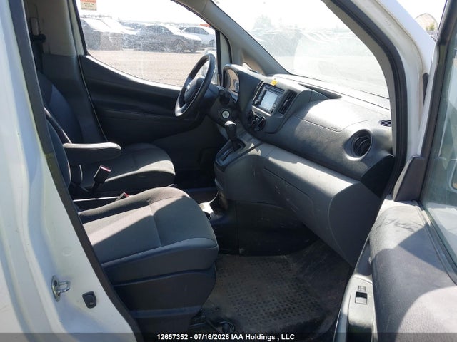 2017 Nissan Nv200 2.5s/2.5sv მანქანა იყიდება აუქციონზე, vin: 3N6CM0KN8HK706418, აუქციონის ნომერი: 12657352