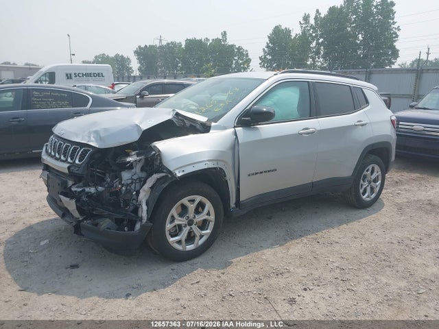 Jeep Compass Latitude 2025 3C4NJDBNXST553960 Image 2