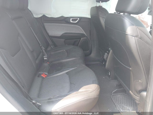 Jeep Compass Latitude 2025 3C4NJDBNXST553960 Image 8