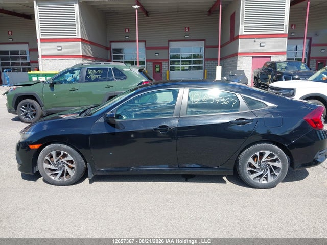 Продажа на аукционе авто 2017 Honda Civic Ex, vin: 2HGFC2F88HH019835, номер лота: 12657367
