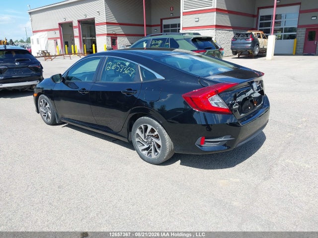 Продажа на аукционе авто 2017 Honda Civic Ex, vin: 2HGFC2F88HH019835, номер лота: 12657367