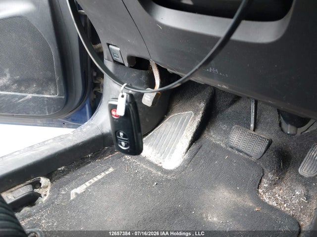 12657384 :رقم المزاد ، JTDZN3EU5FJ036288 vin ، 2015 Toyota Prius V مزاد بيع