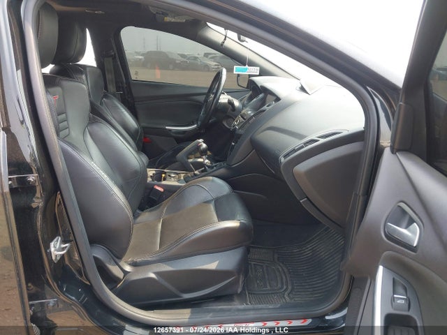 12657391 :رقم المزاد ، 1FADP3L93EL214727 vin ، 2014 Ford Focus St St مزاد بيع