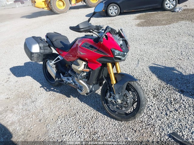 Moto Guzzi V100 Mandello Wind Tunnel 2025 ZGUMGUB24SM001003 головне зображення