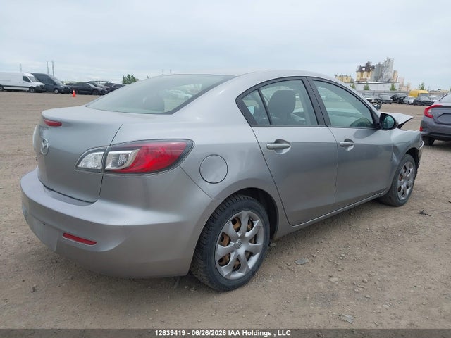 Продаж на аукціоні авто 2013 Mazda Mazda3 Gx, vin: JM1BL1UF8D1709473, номер лоту: 12639419