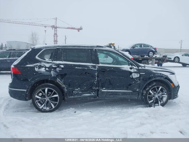 3VV4B7AX9RM068468 Volkswagen Tiguan Highline R-line