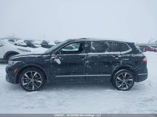 3VV4B7AX9RM068468 Volkswagen Tiguan Highline R-line