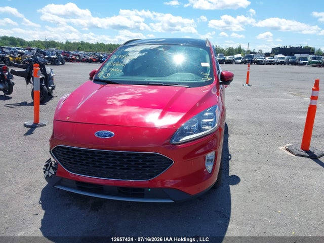 Продажа на аукционе авто 2022 Ford Escape Titanium, vin: 1FMCU9J91NUB37642, номер лота: 12657424