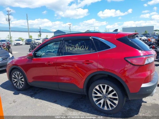 Продажа на аукционе авто 2022 Ford Escape Titanium, vin: 1FMCU9J91NUB37642, номер лота: 12657424
