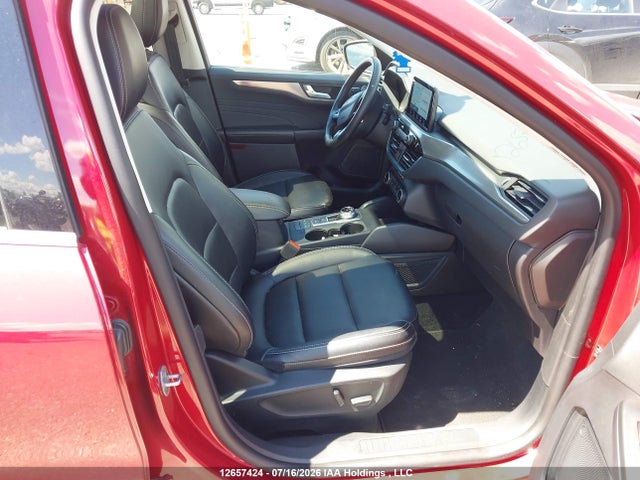 Продажа на аукционе авто 2022 Ford Escape Titanium, vin: 1FMCU9J91NUB37642, номер лота: 12657424