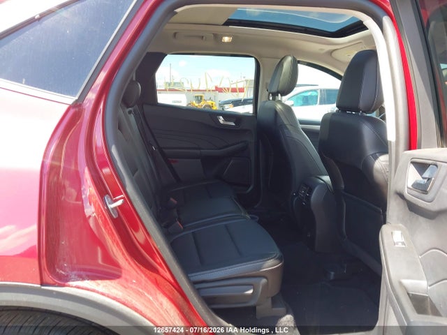Продажа на аукционе авто 2022 Ford Escape Titanium, vin: 1FMCU9J91NUB37642, номер лота: 12657424