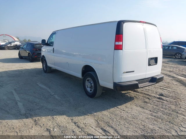 Chevrolet Express G2500 2023 1GCWGBFP8P1254274 Image 3