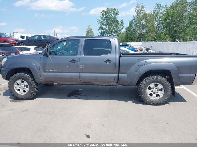 12657437 :رقم المزاد ، 5TFMU4FN7FX027373 vin ، 2015 Toyota Tacoma Double Cab Long Bed مزاد بيع