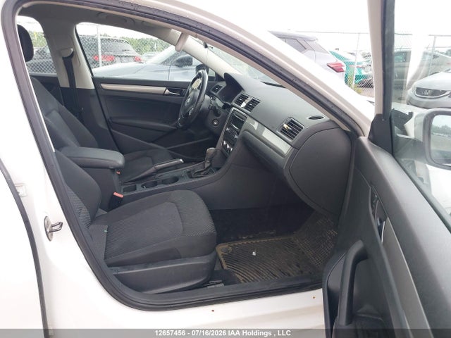 2013 Volkswagen Passat S მანქანა იყიდება აუქციონზე, vin: 1VWAH7A33DC109293, აუქციონის ნომერი: 12657456