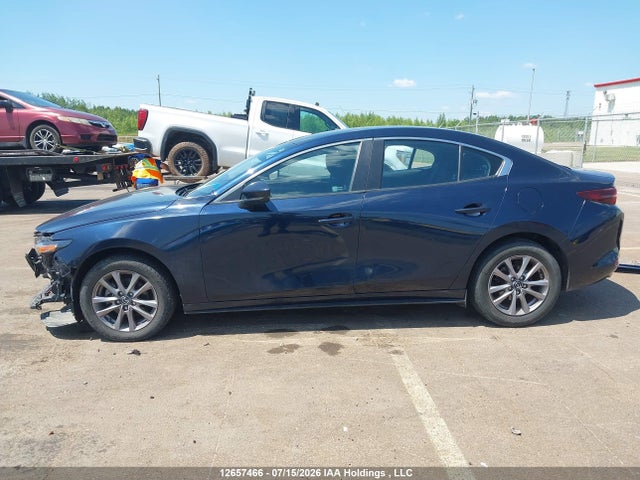 Aukcja sprzedaży 2021 Mazda Mazda3 Gx, vin: JM1BPAB73M1308431, numer aukcji: 12657466