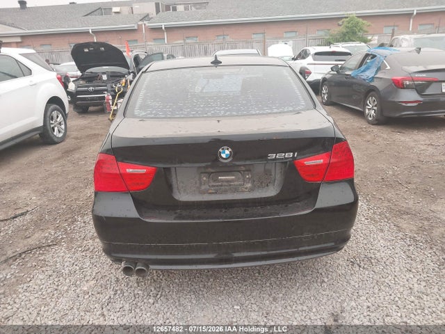 2011 Bmw 3 Series მანქანა იყიდება აუქციონზე, vin: WBAPK7G58BNN85514, აუქციონის ნომერი: 12657482