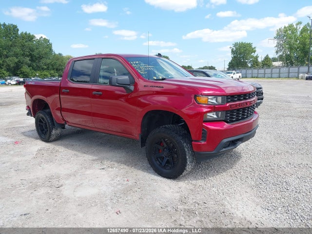 Auction sale of the 2021 Chevrolet Silverado K1500 Custom, vin: 1GCUYBEF1MZ326989, lot number: 12657490