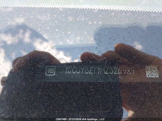 2021 Chevrolet Silverado K1500 Custom მანქანა იყიდება აუქციონზე, vin: 1GCUYBEF1MZ326989, აუქციონის ნომერი: 12657490
