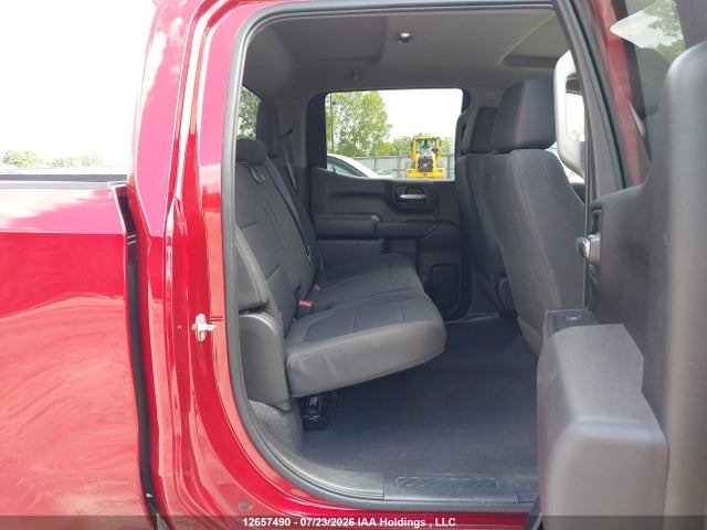 2021 Chevrolet Silverado K1500 Custom მანქანა იყიდება აუქციონზე, vin: 1GCUYBEF1MZ326989, აუქციონის ნომერი: 12657490