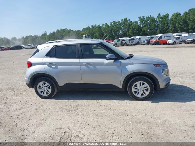 KMHRC8A32NU167929 Hyundai Venue Sel/limited