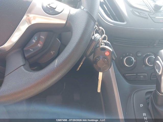 2014 Ford Escape Se მანქანა იყიდება აუქციონზე, vin: 1FMCU0GX7EUD95844, აუქციონის ნომერი: 12657498