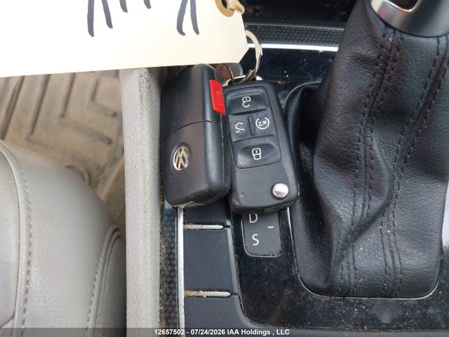 12657502 :رقم المزاد ، 1VWCN7A36CC106050 vin ، 2012 Volkswagen Passat مزاد بيع