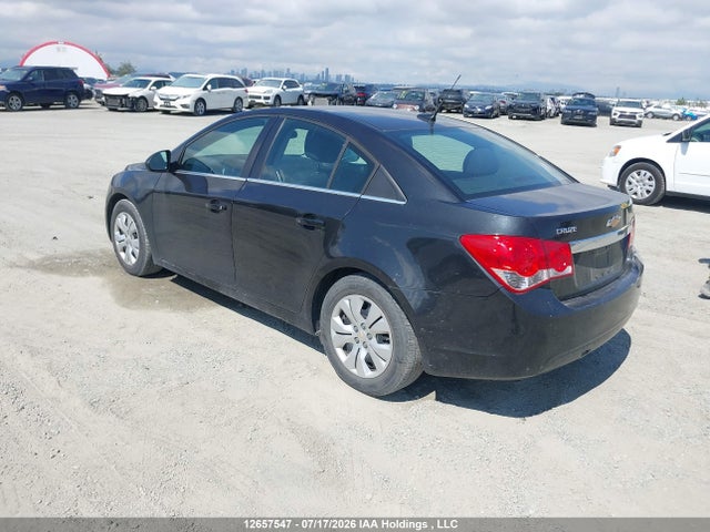 Chevrolet Cruze 2014 1G1PC5SB8E7357161 Image 3