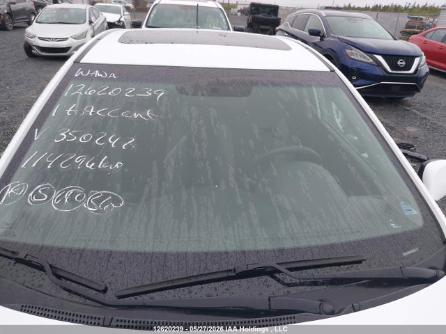 Hyundai ACCENT SE 2017 KMHCT5AE1HU350247 Image 17