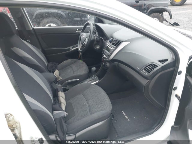 Hyundai ACCENT SE 2017 KMHCT5AE1HU350247 Image 5