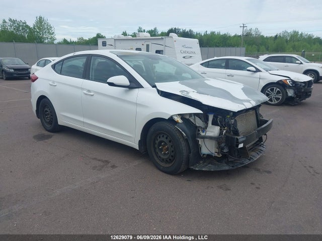 Hyundai Elantra Le 2017 5NPD74LF6HH131064 Image 1