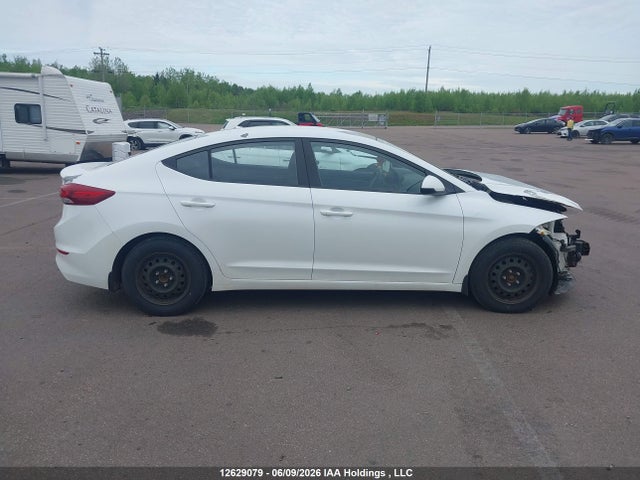 Hyundai Elantra Le 2017 5NPD74LF6HH131064 Image 13
