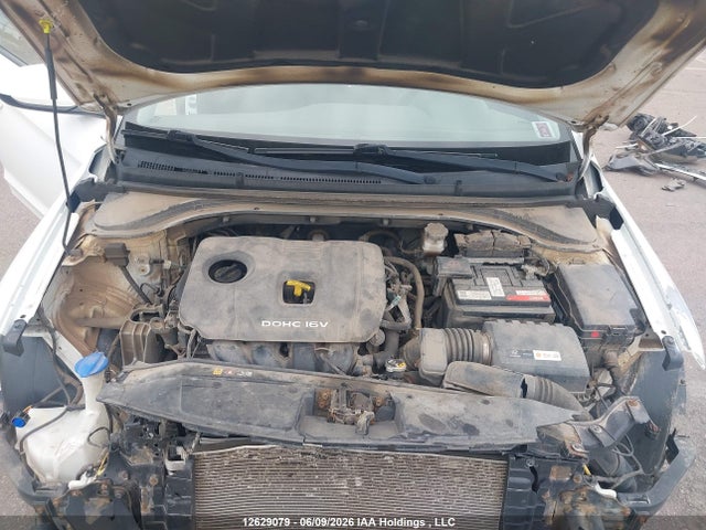 Hyundai Elantra Le 2017 5NPD74LF6HH131064 Image 9
