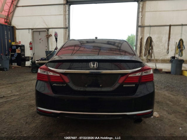 12657607 :رقم المزاد ، 1HGCR2F02HA803180 vin ، 2017 Honda Accord Ex مزاد بيع
