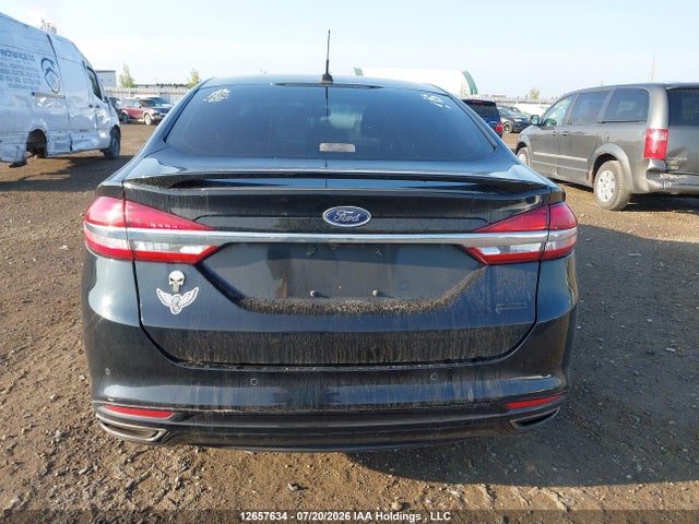12657634 :رقم المزاد ، 3FA6P0D99HR121108 vin ، 2017 Ford Fusion Titanium مزاد بيع